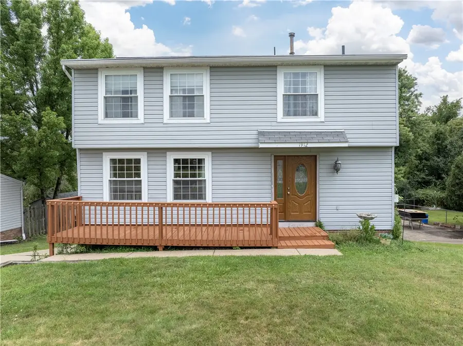 1912 Hertford Dr, South Park, PA 15129 - #2
