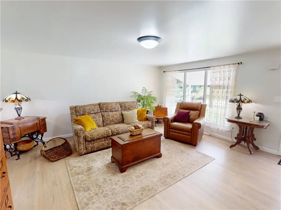 108 Elizabeth Dr, Butler, PA 16001 - #2
