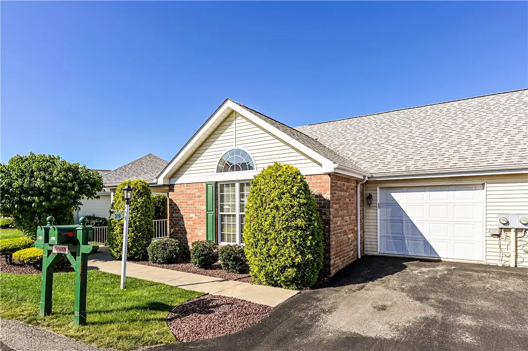 319 Overview Circle, Greensburg, PA 15601 - #1