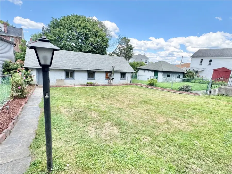 510 Market St, Scottdale, PA 15683 - #3