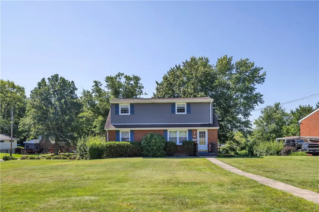 978 Garden City Dr, Monroeville, PA 15146 - #1