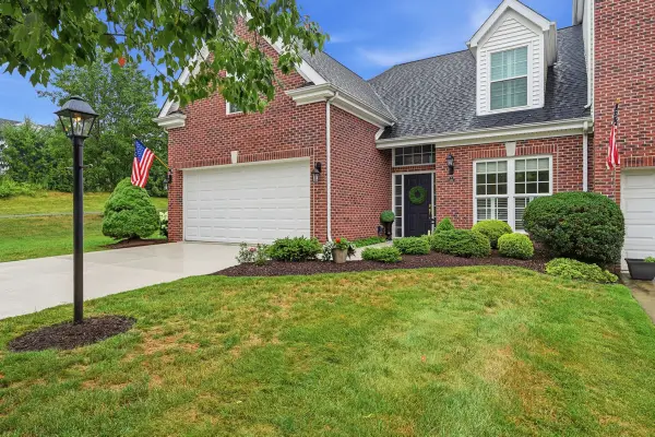 577 E Vanderbilt Drive, Mars, PA 16046