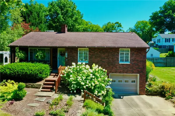 1202 Minnesota Ave, Natrona Heights, PA 15065