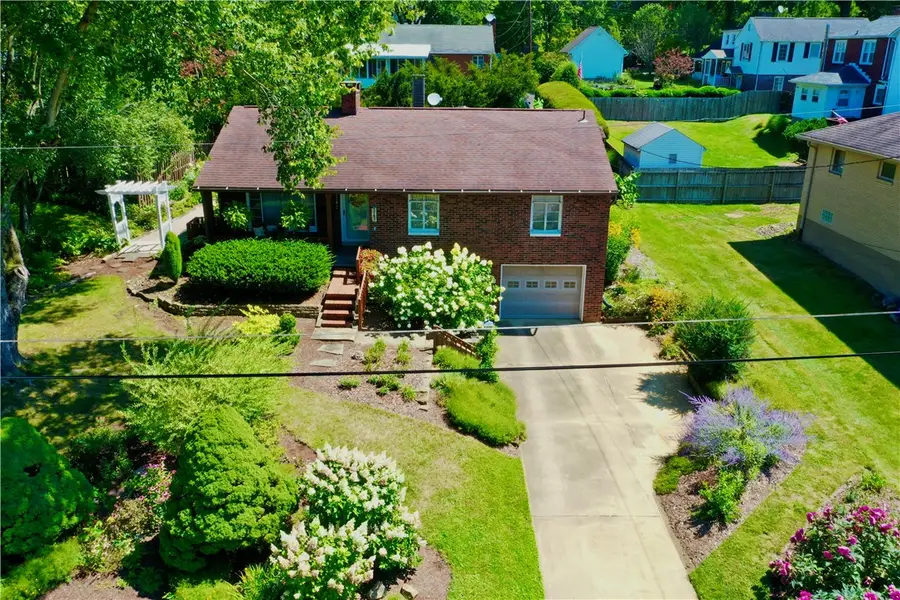 1202 Minnesota Ave, Natrona Heights, PA 15065 - #3