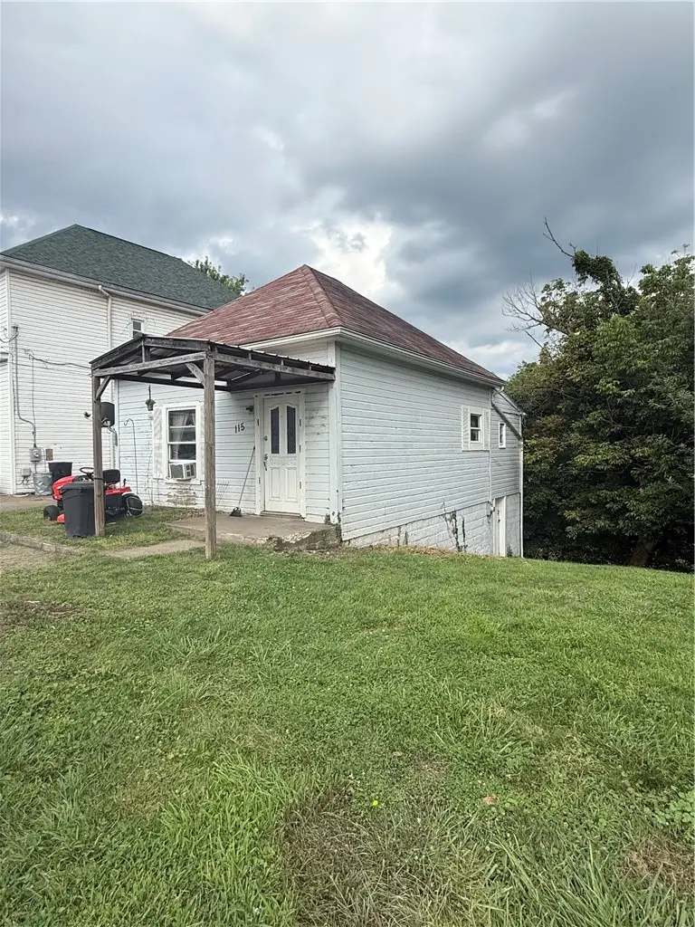 115 Highland Ave, West Alexander, PA 15376 - #1