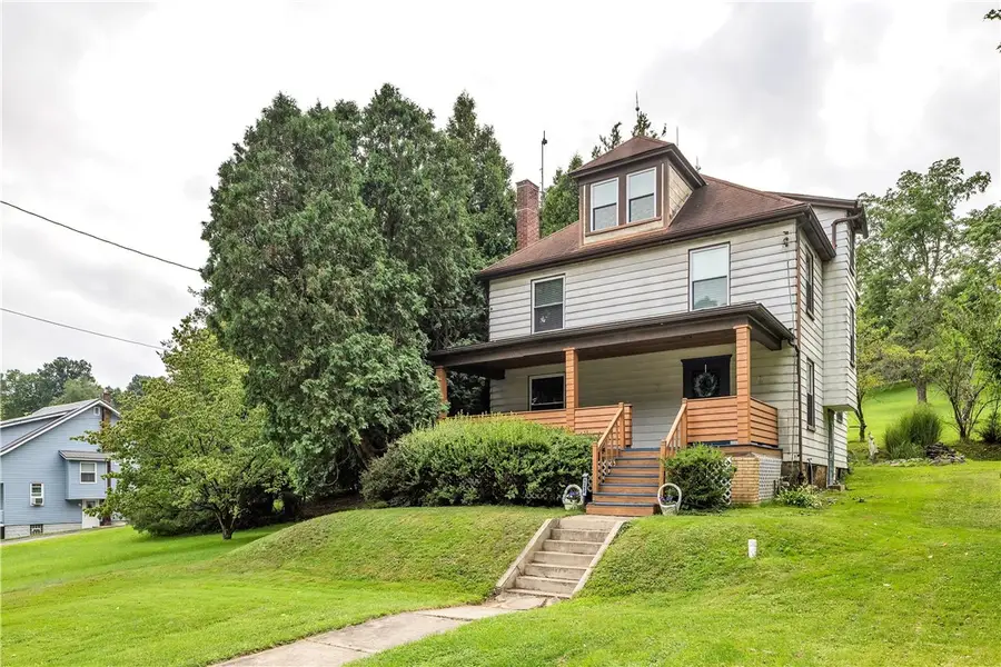 1262 Hancock Avenue, Vandergrift, PA 15690 - #2
