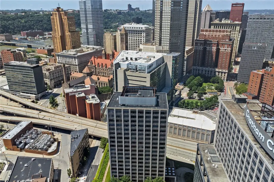 112 Washington Pl #18C, Pittsburgh, PA 15219 - #1