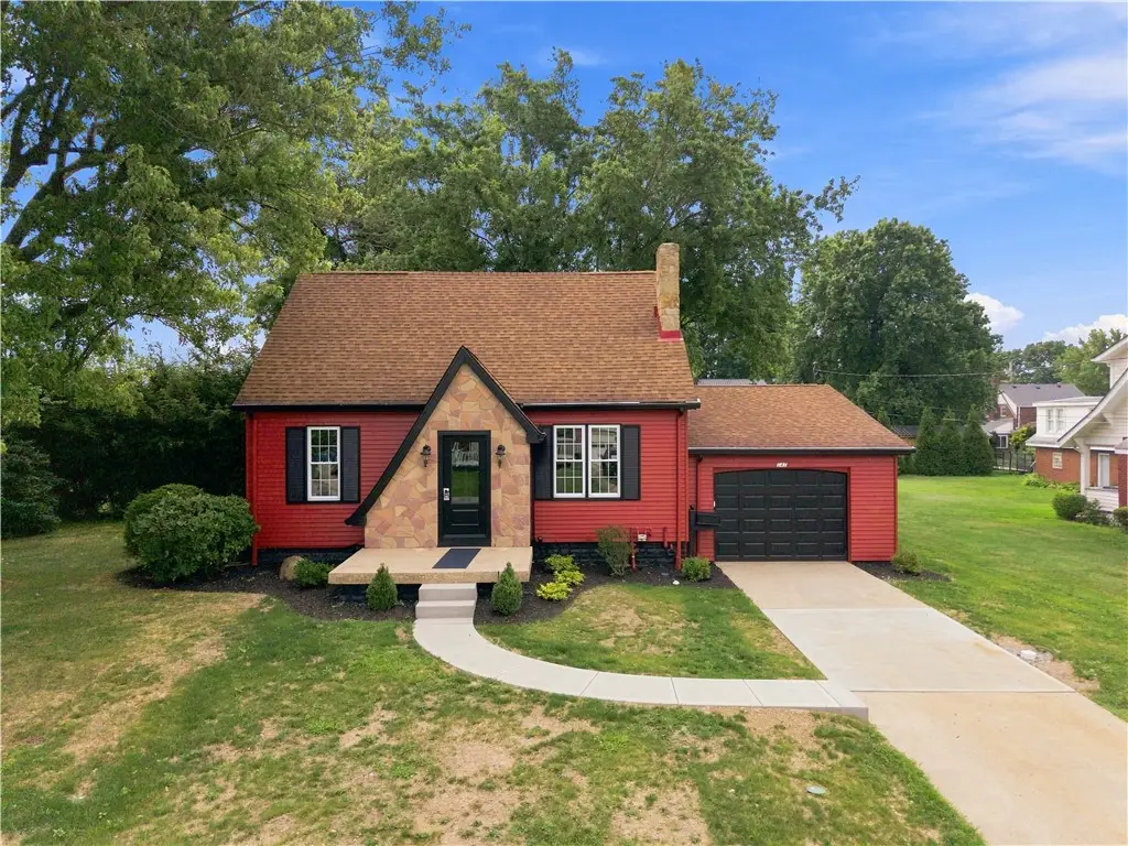 147 Wayne St, Lower Burrell, PA 15068 - #1