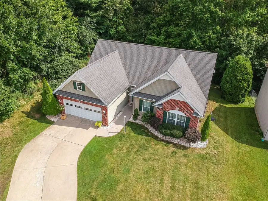 100 Whitetail Drive, Beaver Falls, PA 15010 - #3