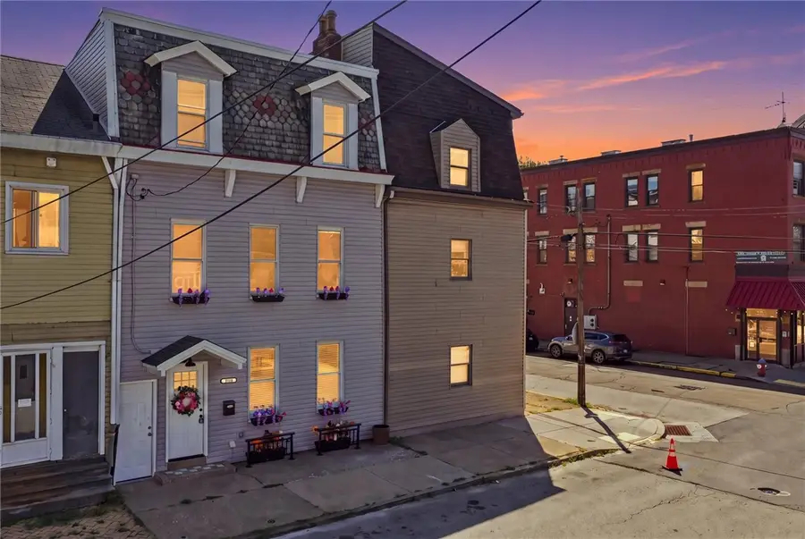 902 James St, Pittsburgh, PA 15212 - #2