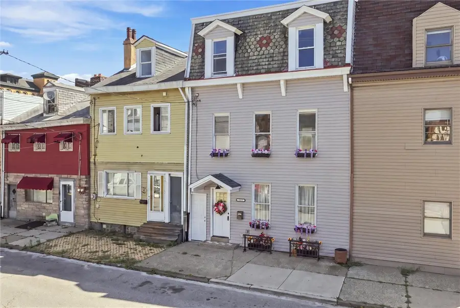 902 James St, Pittsburgh, PA 15212 - #3