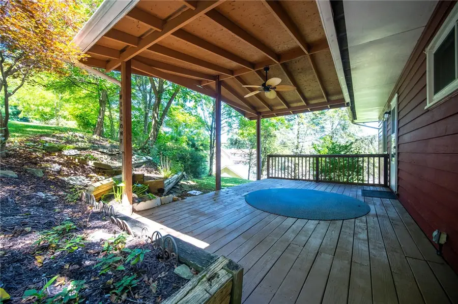 3 Hill St, Bridgeville, PA 15017 - #2