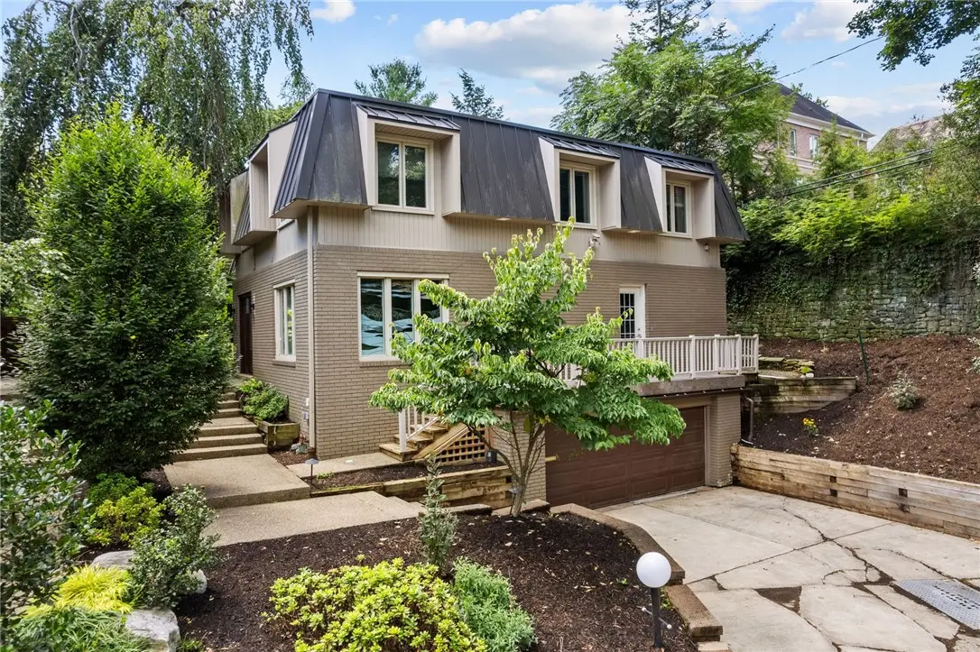 6220 Mellon Park Ct, Pittsburgh, PA 15232 - #1