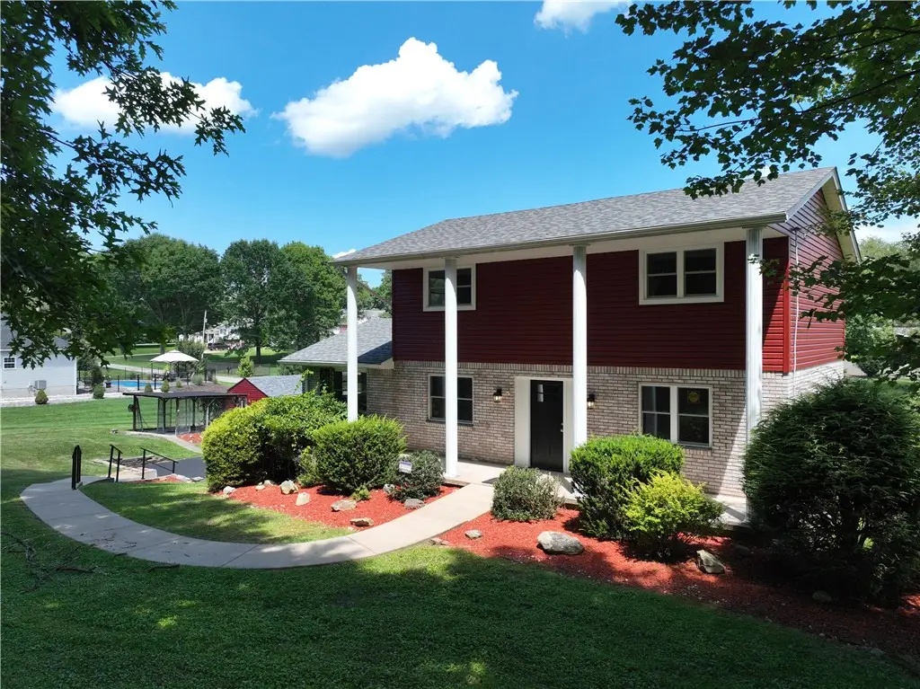 135 Willow St, Brownsville, PA 15417 - #1