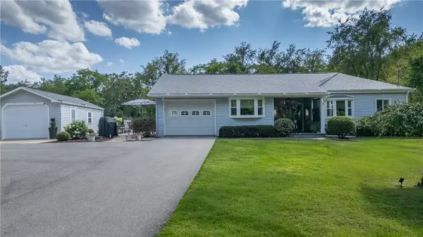 216 Hartzell Rd, Zelienople, PA 16063