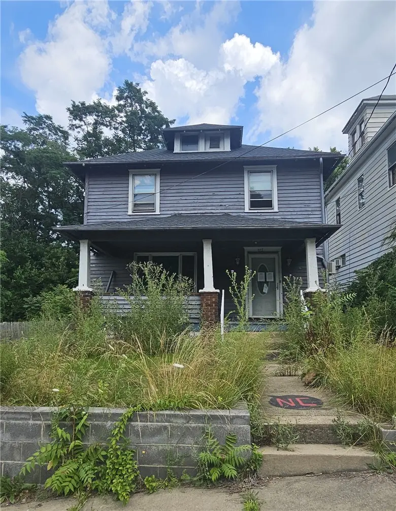 415 & 417 E Lutton St, New Castle, PA 16101 - #1