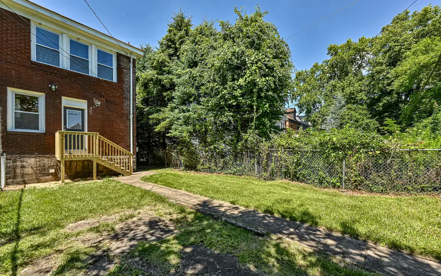 528 N St Clair Street, Pittsburgh, PA 15206 - #3