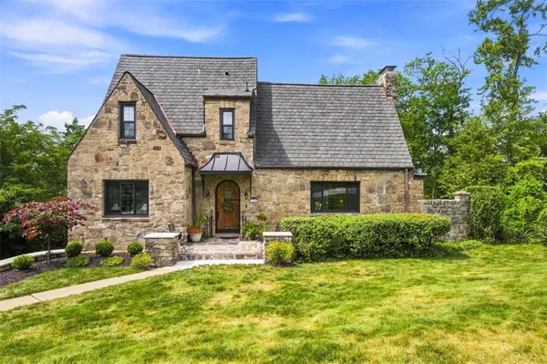 1134 Greenridge Ln, Pittsburgh, PA 15220