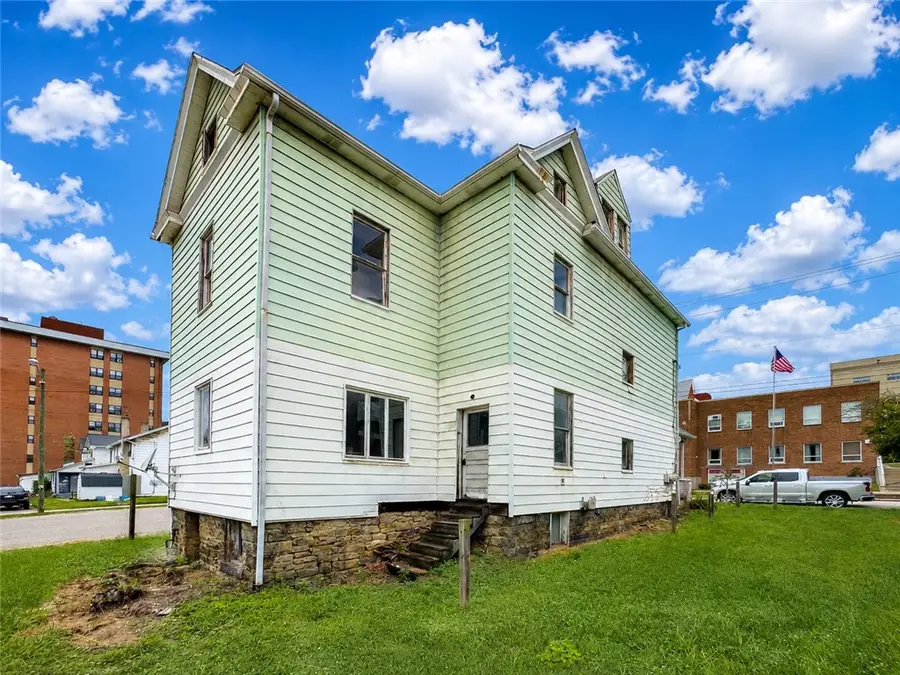246 Main St, Leechburg, PA 15656 - #2