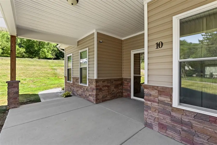 10 Walker Street, Oakdale, PA 15071 - #3