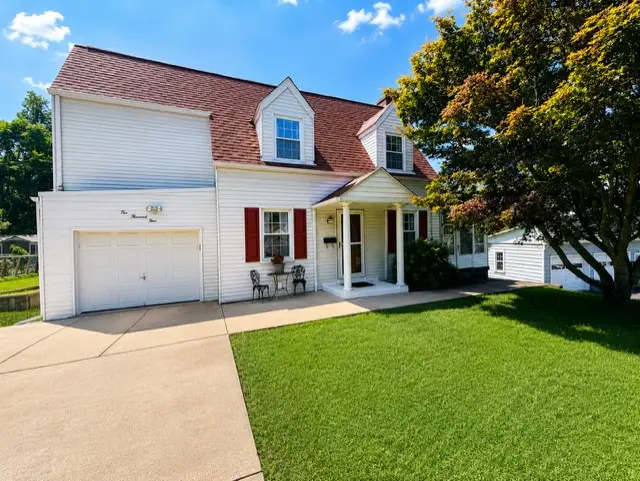 2009 Circle Drive, Hopewell, PA 15001 - #1