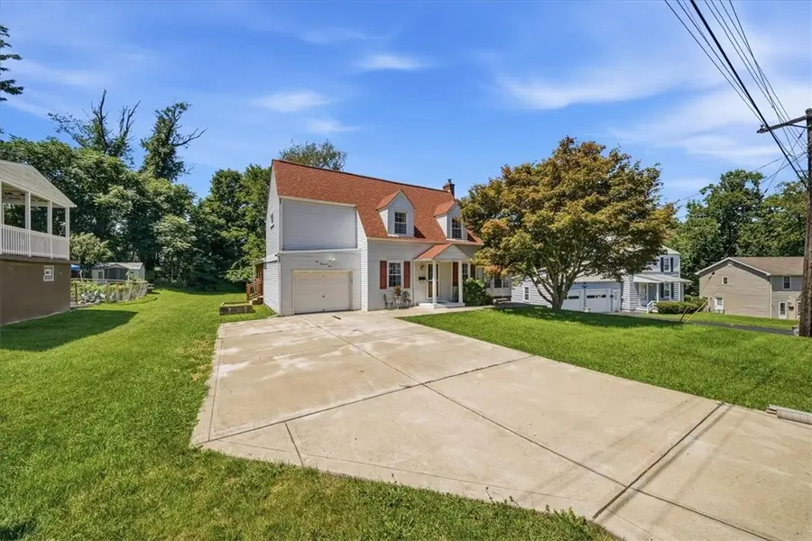 2009 Circle Drive, Hopewell, PA 15001 - #2