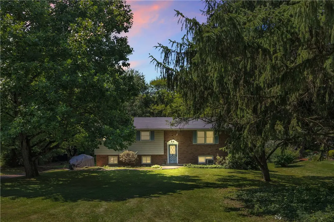 161 Margaret Dr, Beaver Falls, PA 15010 - #1