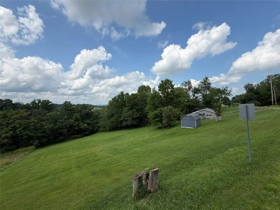 673 Taylorstown Ridge Rd, Avella, PA 15312 - #2