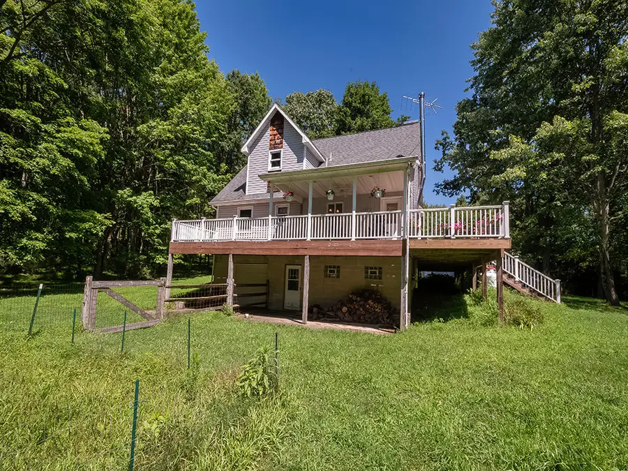 391 Glade Mills Rd, Valencia, PA 16059 - #3