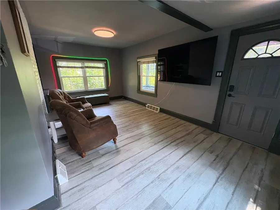 1503 Clinton Rd, Glenshaw, PA 15116 - #3