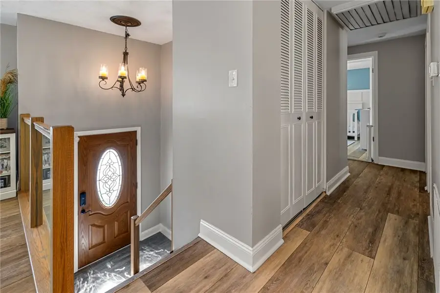 1890 Riggs Rd, South Park, PA 15129 - #3