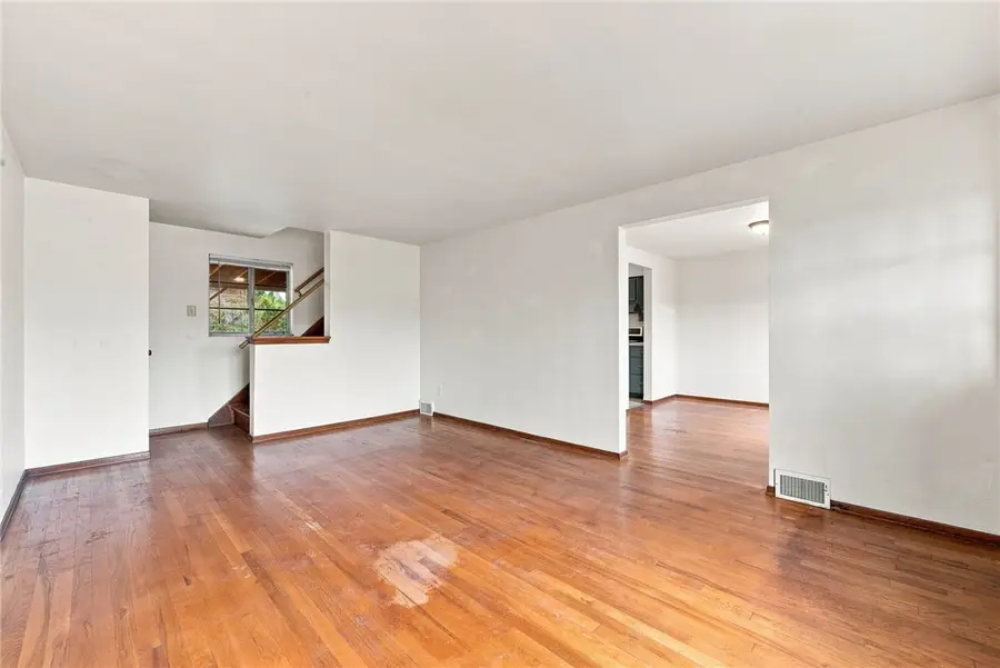 225 Alries St, Pittsburgh, PA 15210 - #2