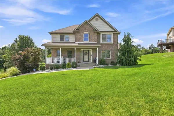 211 Plantation Dr, Greensburg, PA 15601