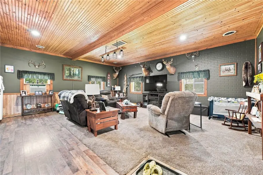 734 Mercer Rd, Greenville, PA 16125 - #2