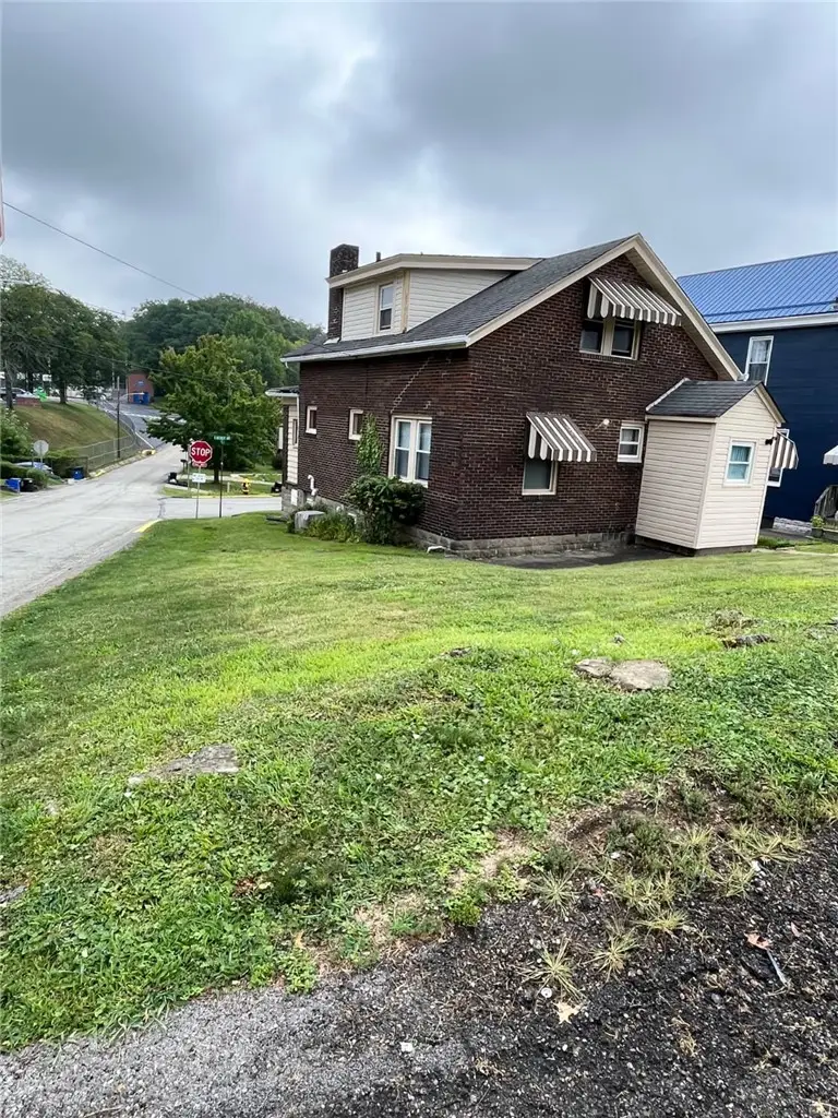 2381 E. Beckert, Pittsburgh, PA 15212 - #3