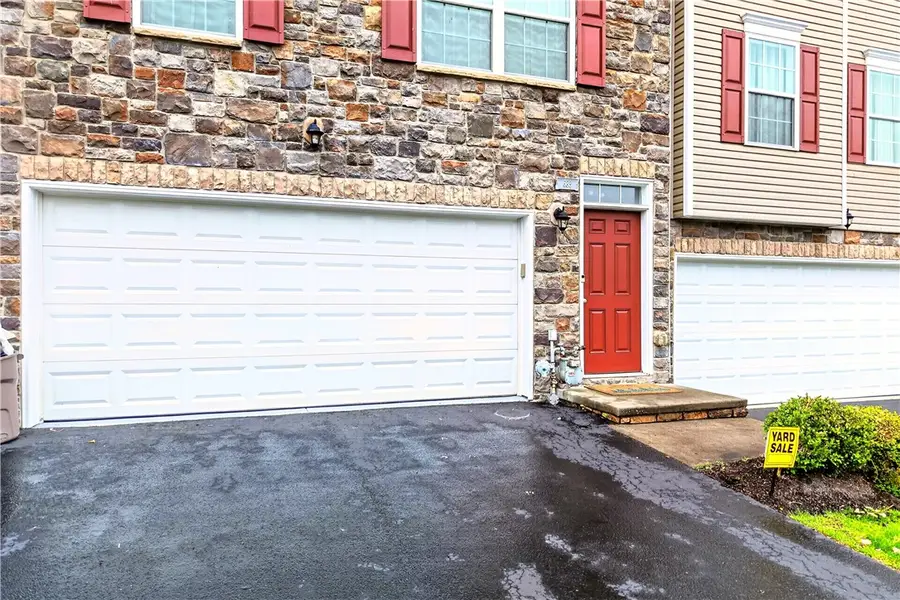 683 Freedom Dr, Carnegie, PA 15106 - #3
