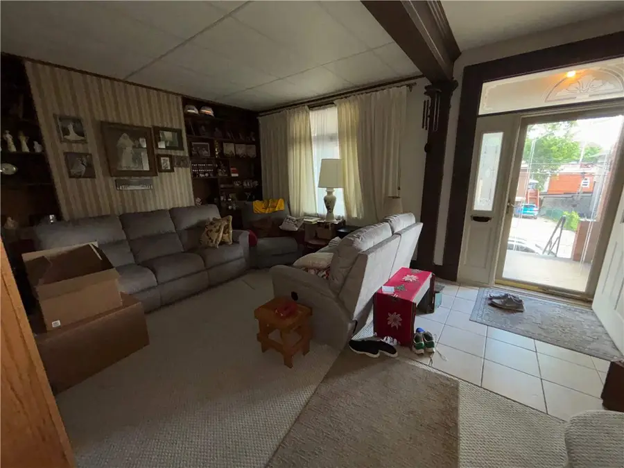 938 Greenfield Ave, Pittsburgh, PA 15217 - #3