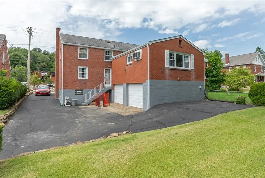 1705 Lincoln Way, White Oak, PA 15131 - #3