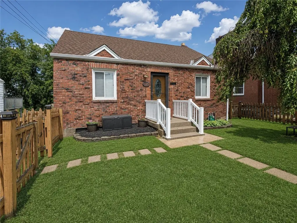 3618 Manuel St, Pittsburgh, PA 15214 - #1