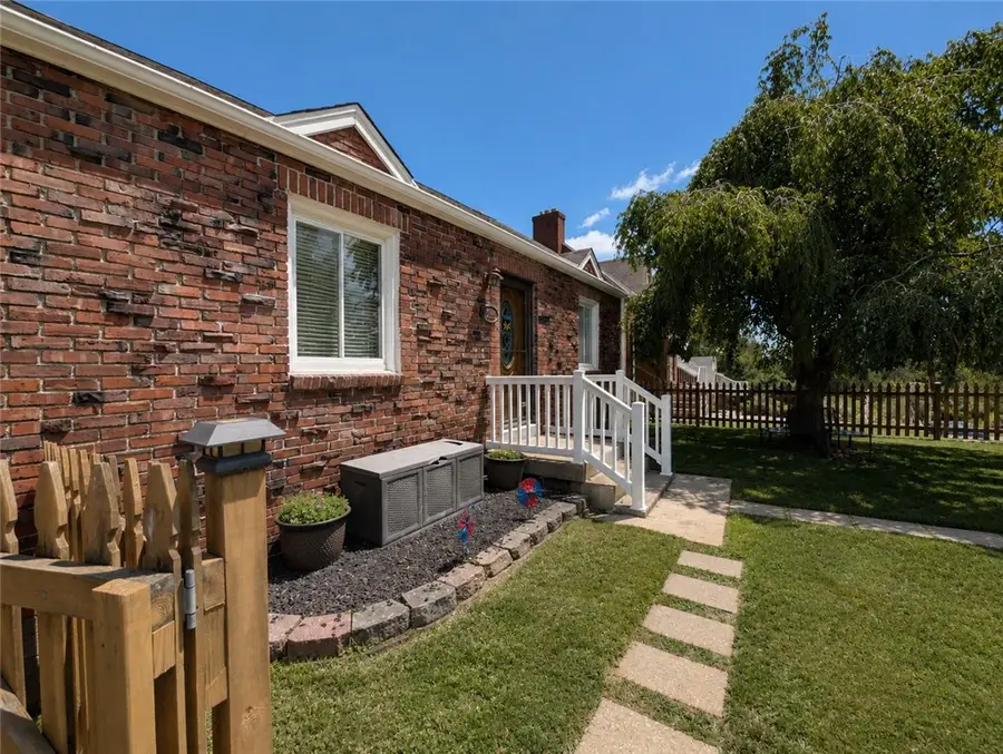 3618 Manuel St, Pittsburgh, PA 15214 - #2