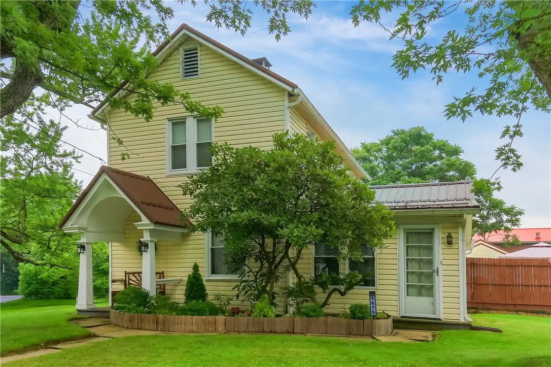 1675 Brighton Rd, Ellwood City, PA 16117 - #1