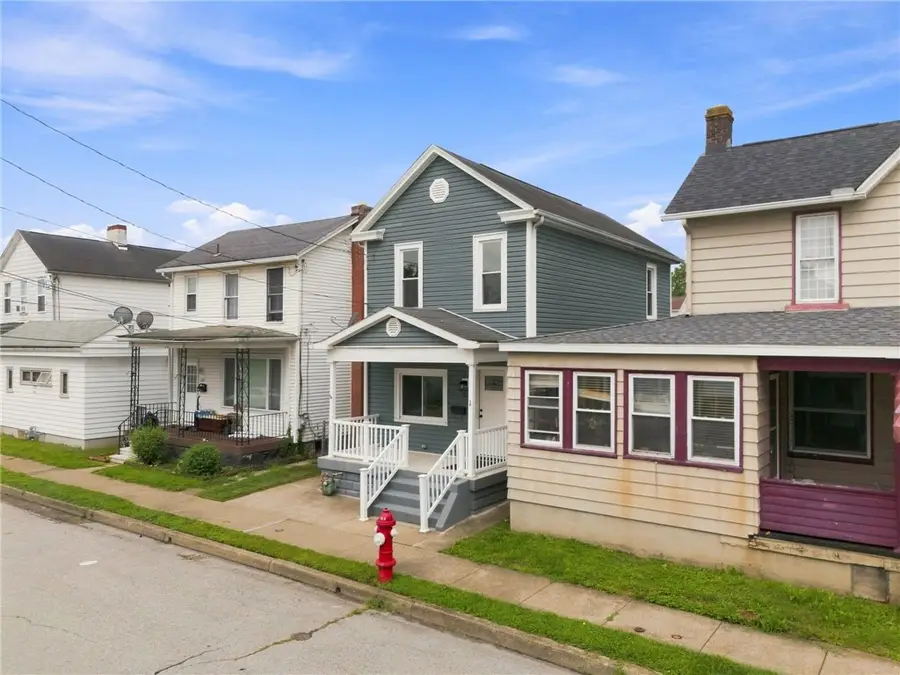 218 Loyalhanna Ave, Latrobe, PA 15650 - #3