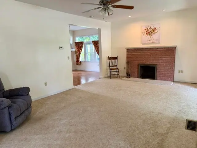 301 Clinton St, Greenville, PA 16125 - #2