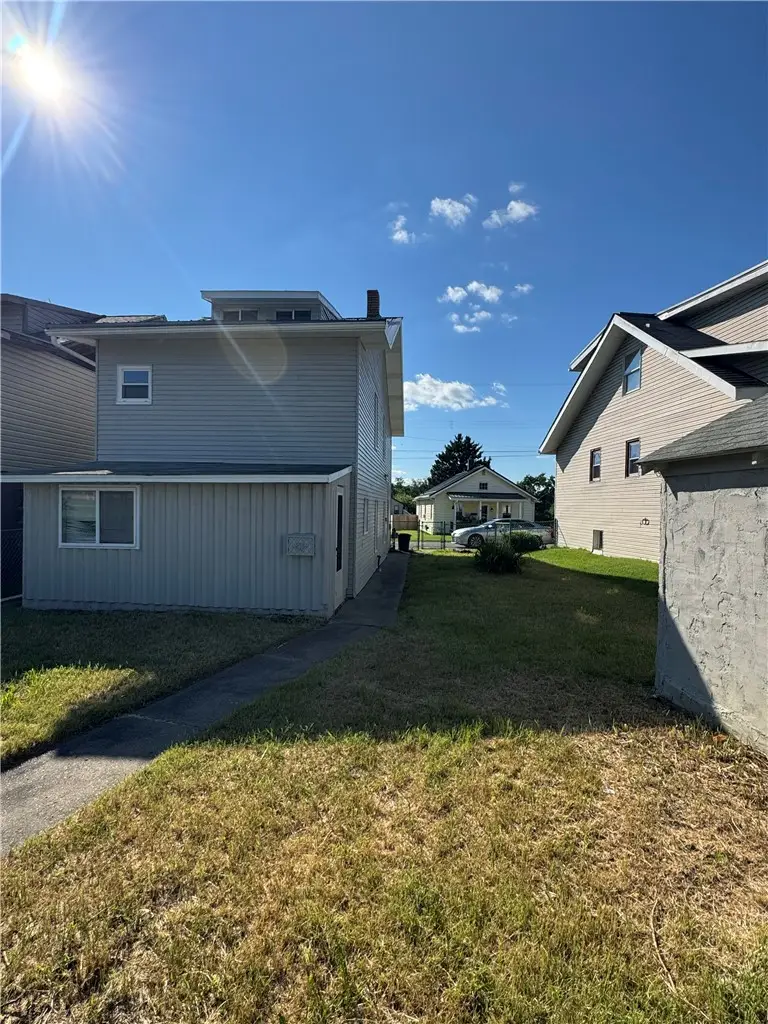 940 Orchard St, Rochester, PA 15074 - #3