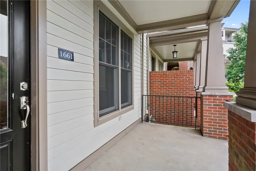 1661 Biltmore Ln, Pittsburgh, PA 15217 - #3