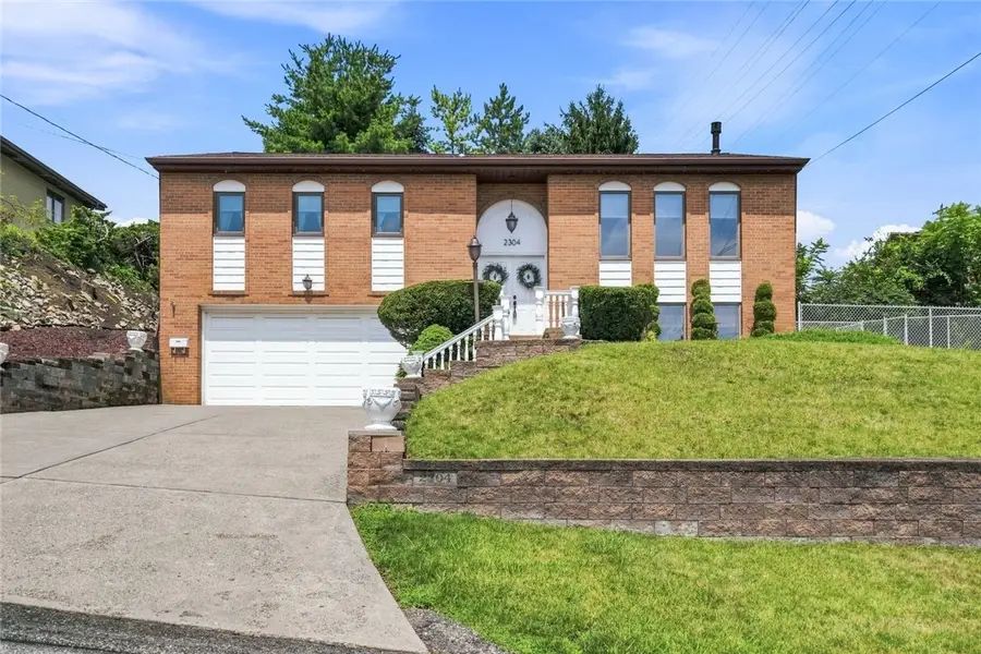 2304 Vermont Ave., West Mifflin, PA 15122 - #2