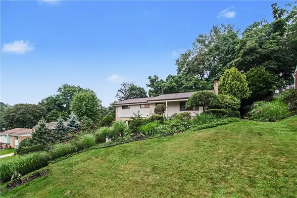 405 Peters Drive, Glenshaw, PA 15116