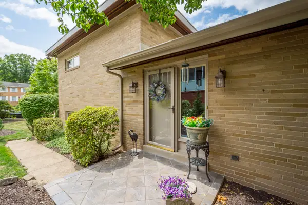 4706 W Lawnview Avenue, Pittsburgh, PA 15227