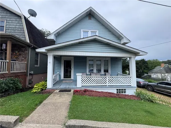 11 Elm St, Burgettstown, PA 15021
