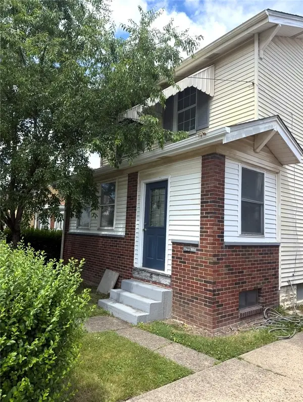 2112 Mcminn St, Aliquippa, PA 15001